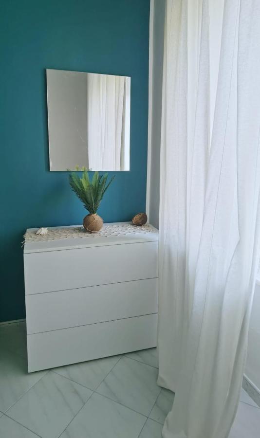 A Due Passi Dal Mare B&B Scalea Szoba fotó