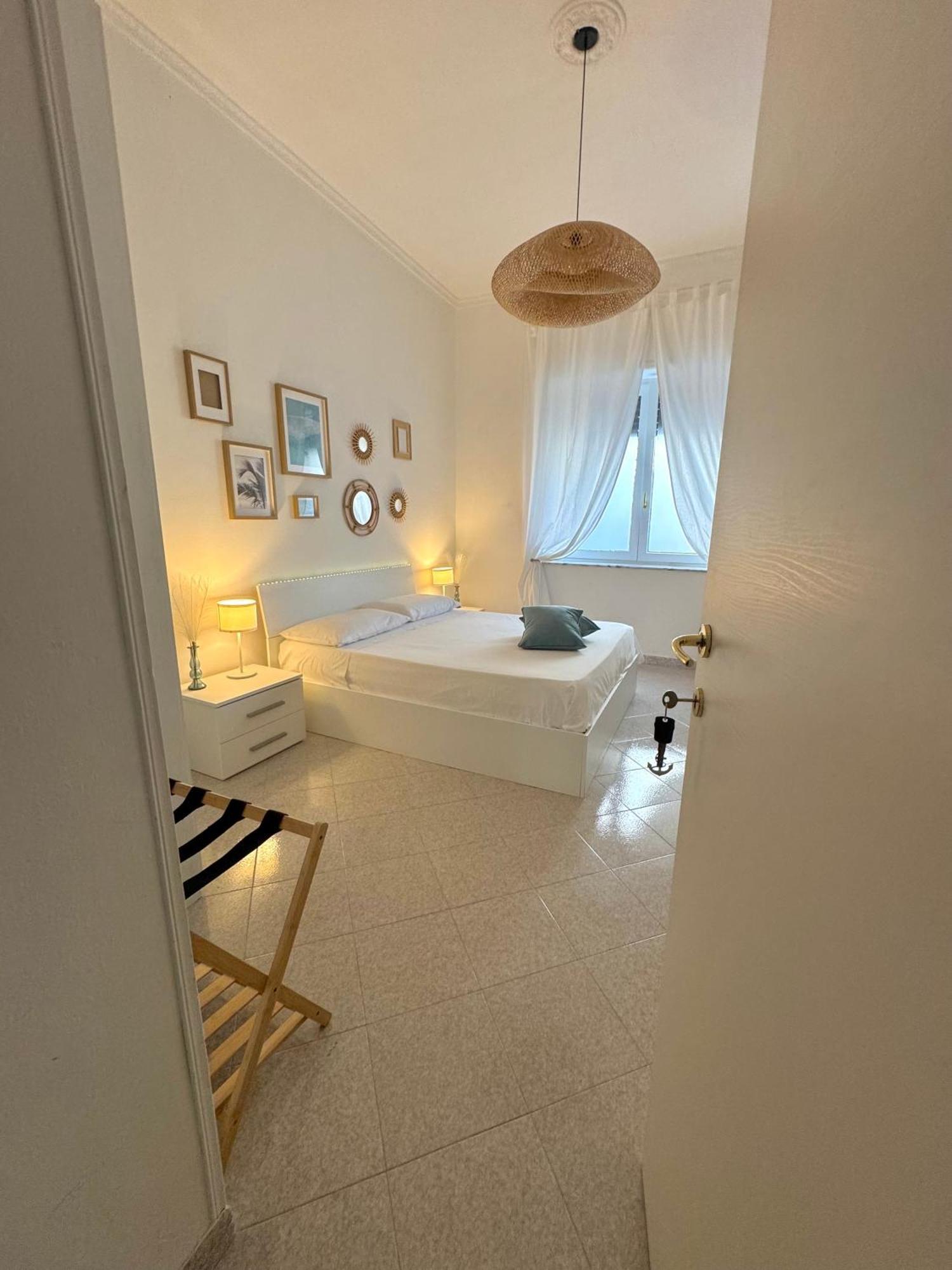 A Due Passi Dal Mare B&B Scalea Kültér fotó