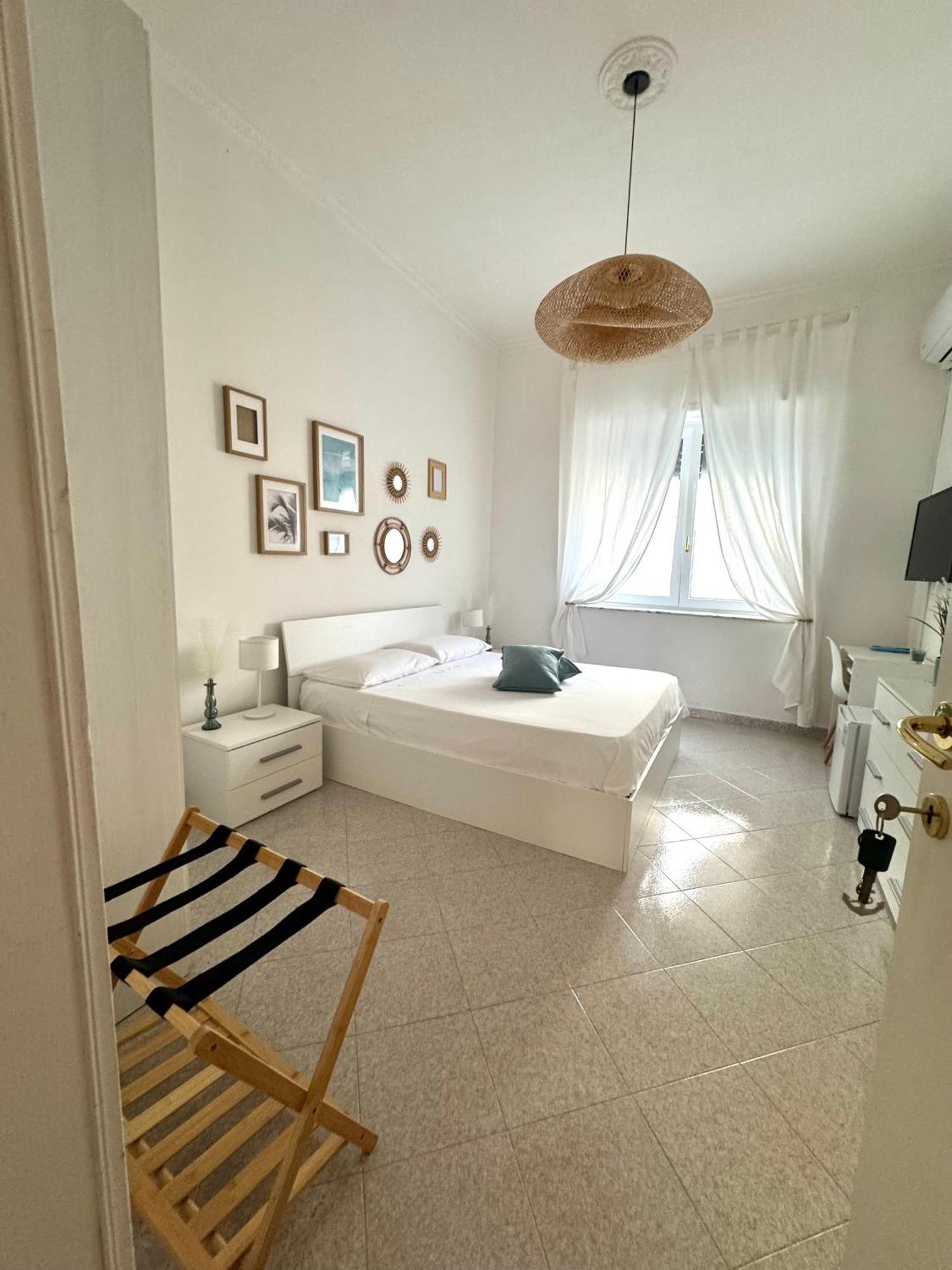 A Due Passi Dal Mare B&B Scalea Kültér fotó